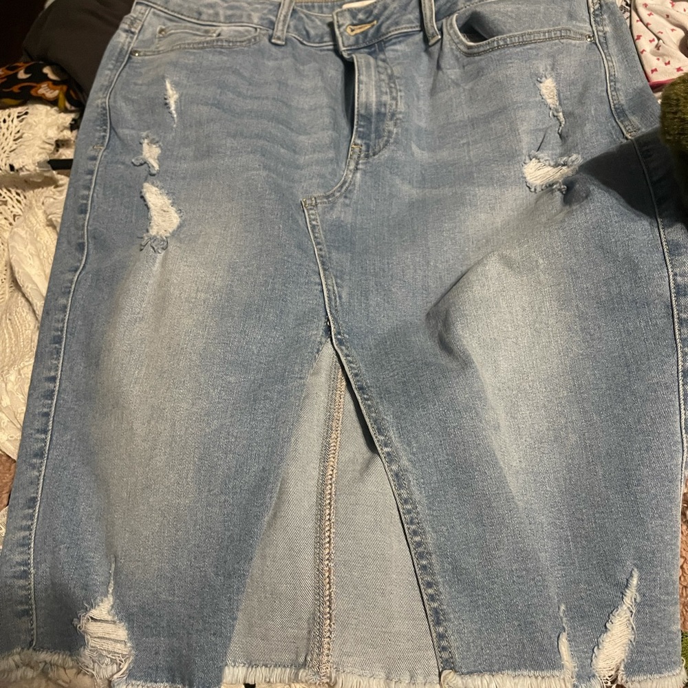 Guess skirt